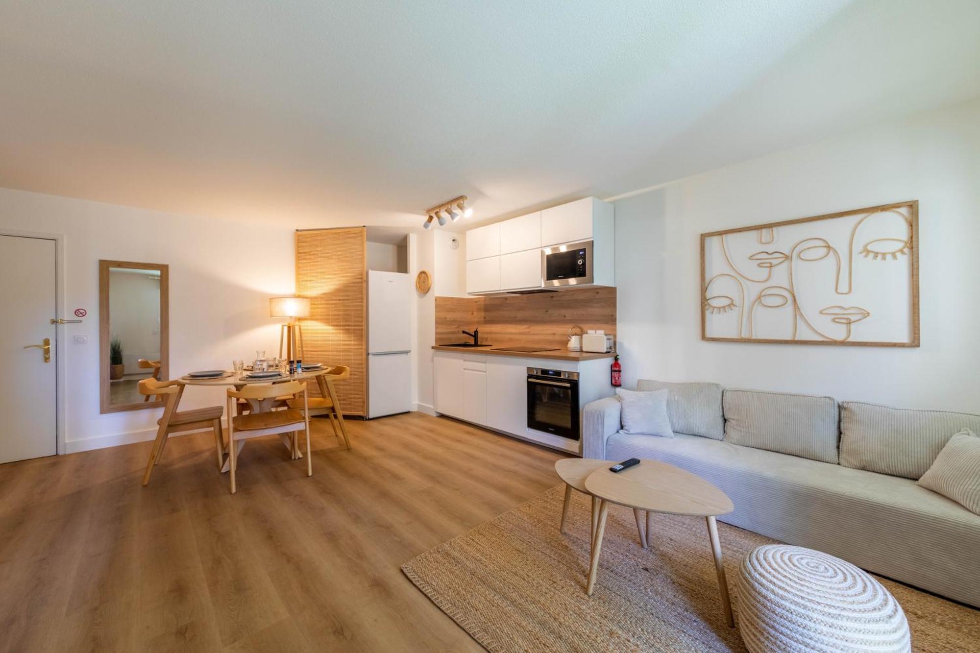 Zenitude-T3-Terrasse-Parking Daire Agen Dış mekan fotoğraf
