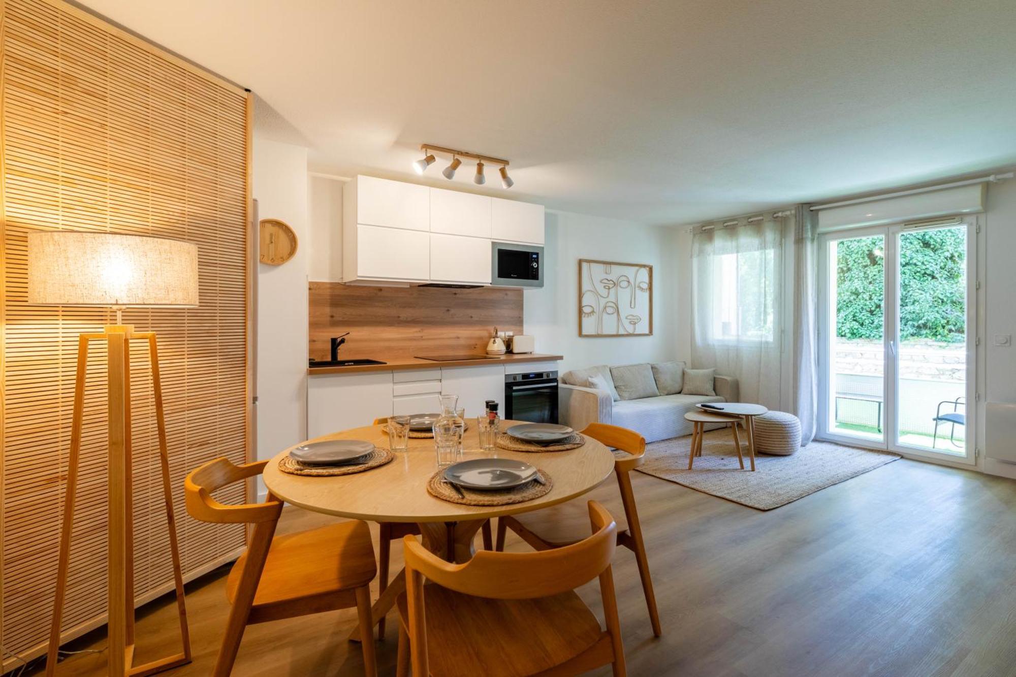 Zenitude-T3-Terrasse-Parking Daire Agen Dış mekan fotoğraf